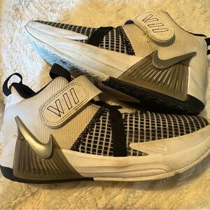 Nike-Lebrons-  Kids White and Gray